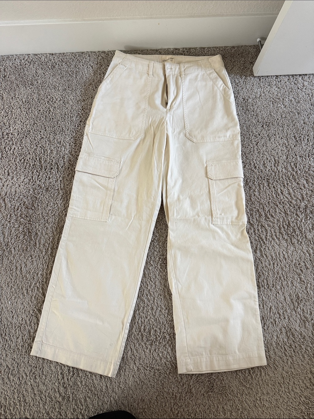 Universal Thread Cream Cargo Pants with Utility Pockets